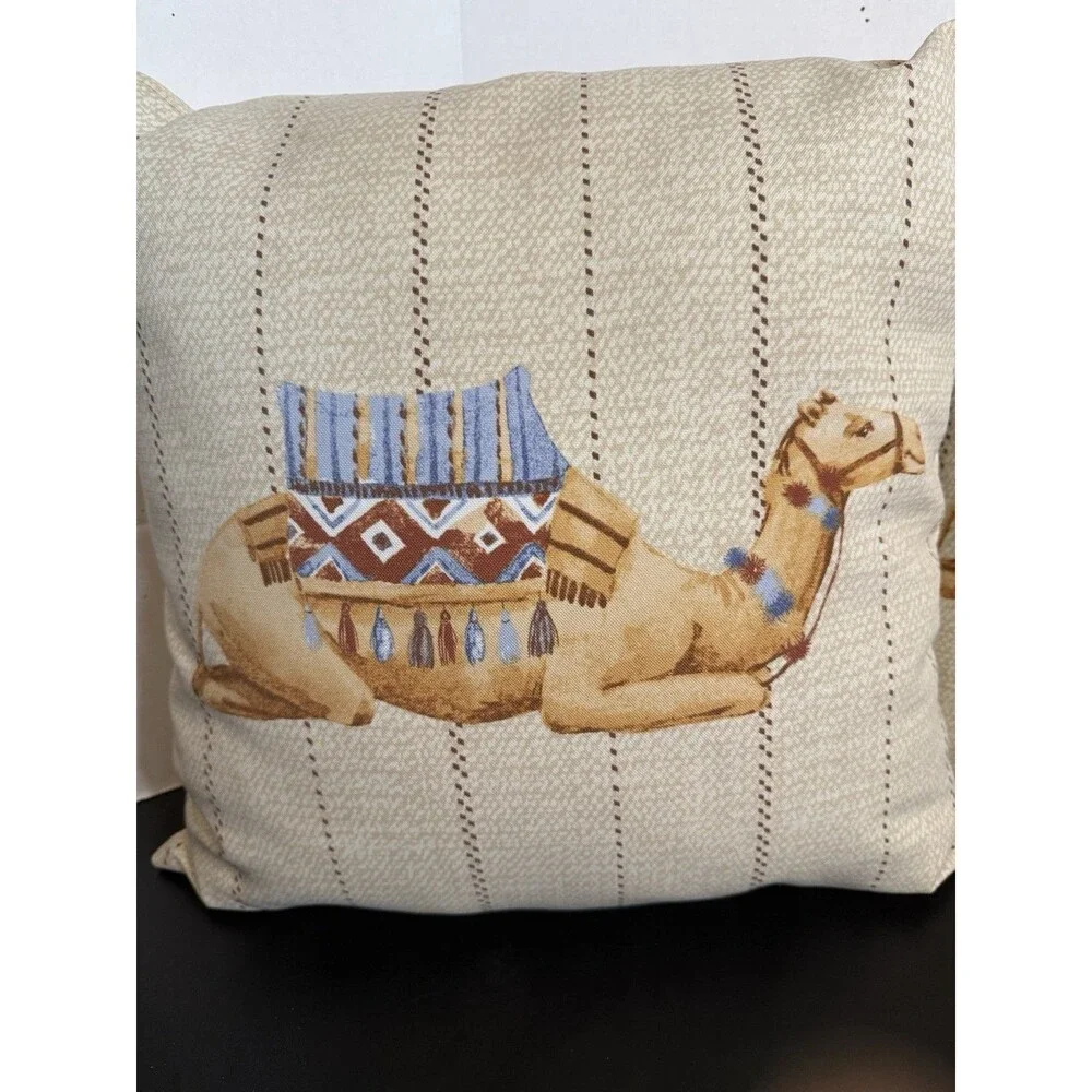 Two (2) Hampton Bay Camel 20x20 Cushion Pillows Home Decor EUC